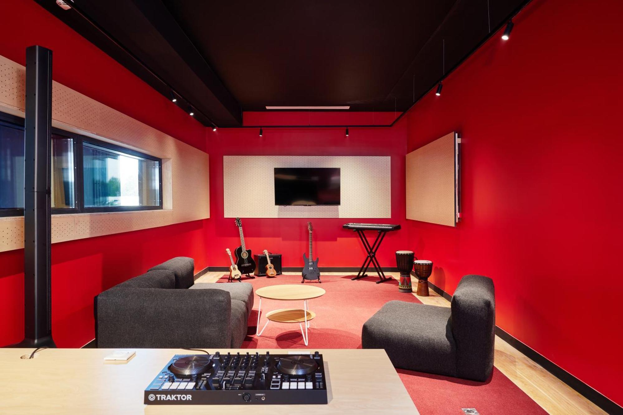 Hotel Hife Toulouse Sud *